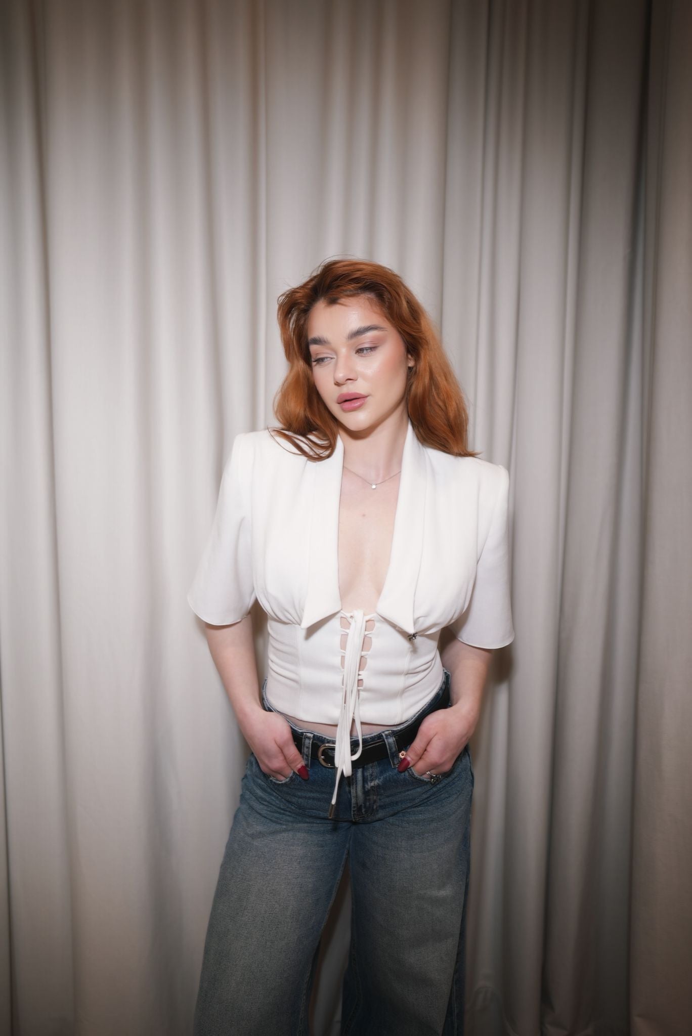 Top Lace Up, Alb