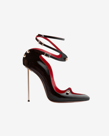 C Harlot Pumps