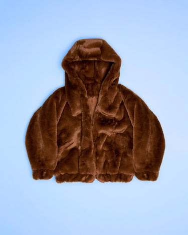 Bomber din Blana, Chesnut