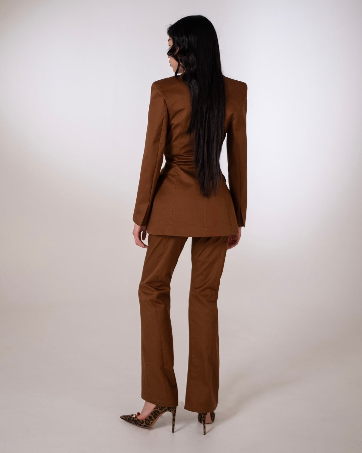 Sacou Hourglass, Mocha
